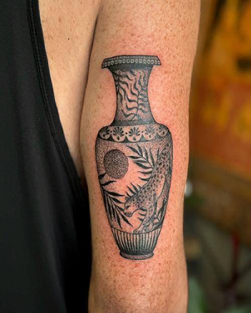 Dynamo tattoo tlv