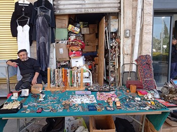 הכובע הצהוב דניאל סיגלוב