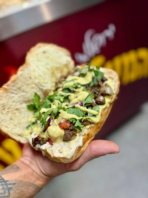 המעורב המעורבב