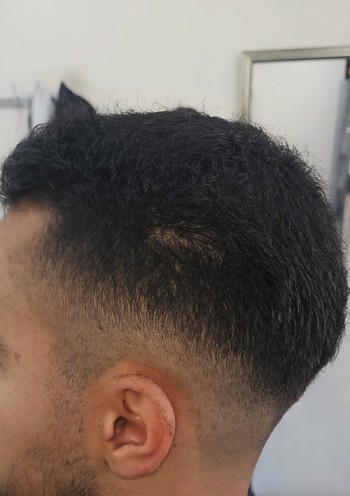 Binyamin תספורת גברים עד הבית