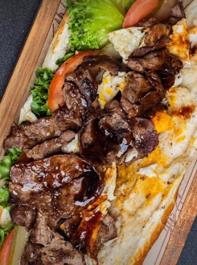 צ'ונה בורגר