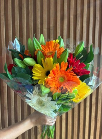 פרחים ומתוקים