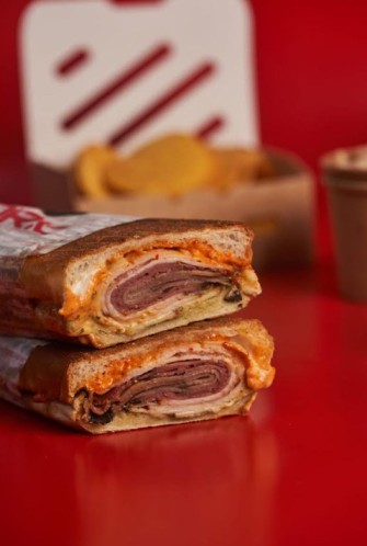 ניו יורק הוט דוג - רשת הנקניקיות של ישראל