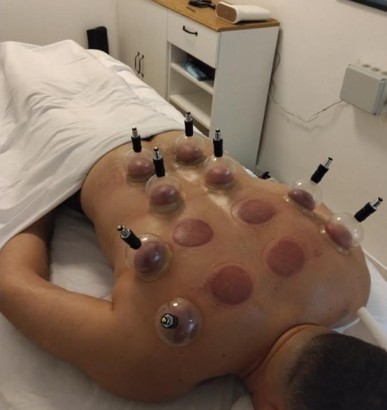 צחי מגע מרפא