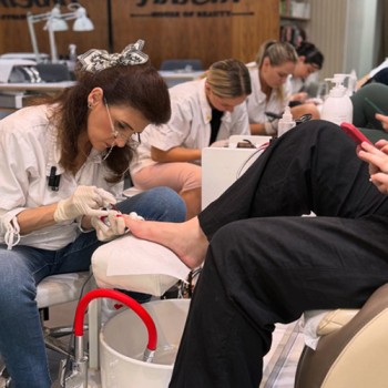 מושלמת בע״מ מכון יופי